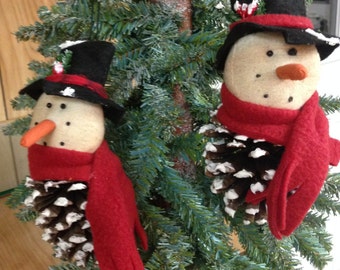 Snowman Christmas Ornament Pinecone Ornament Pine Cone Ornament Primitive Snowman Ornament Handmade Ornament Primitive decorations