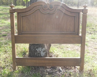 Twin French Country Panel Beds | Ashley Furniture HomeStore