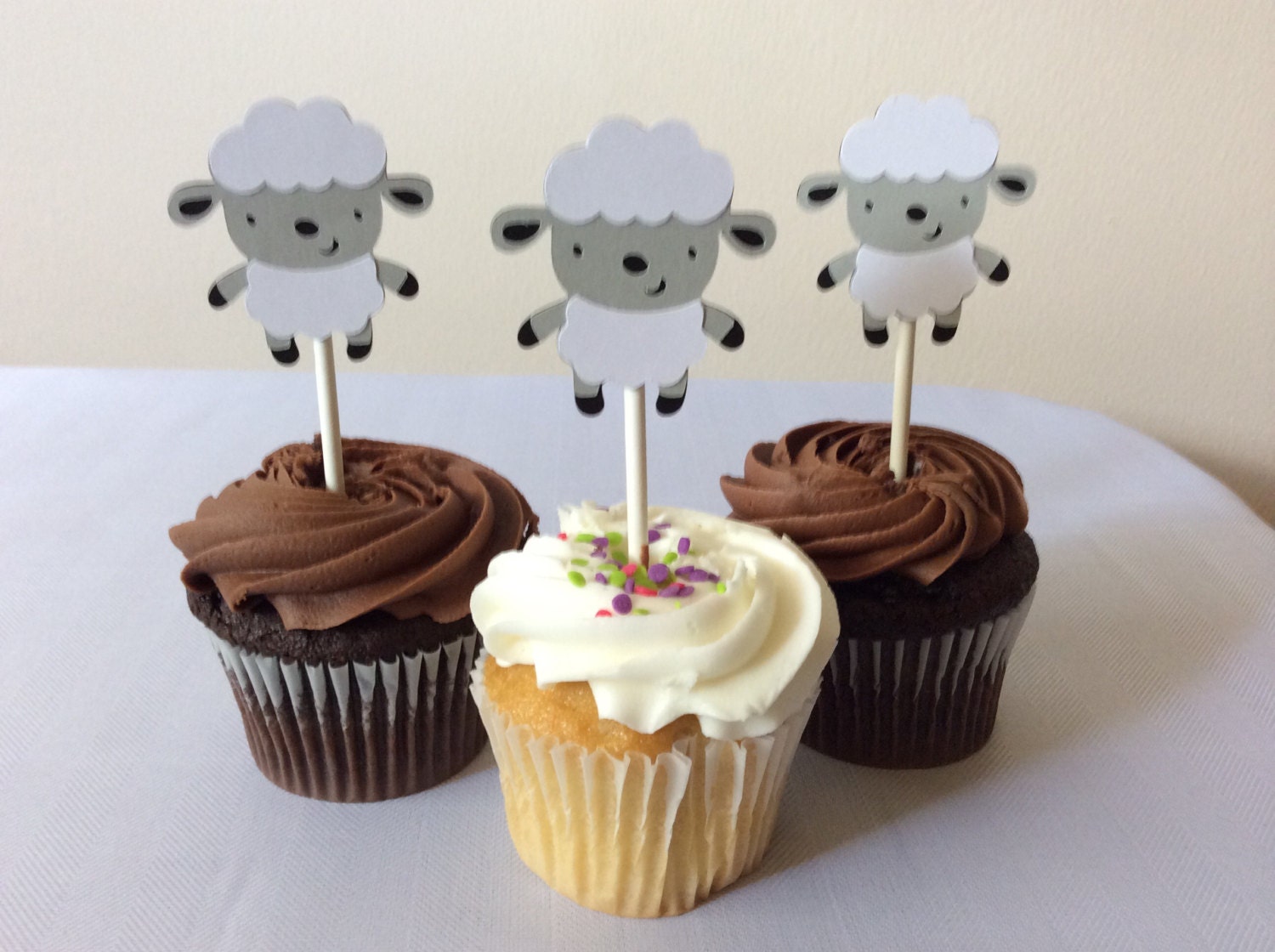 12 Lamb Cupcake Toppers by PartyConfettiDecor on Etsy