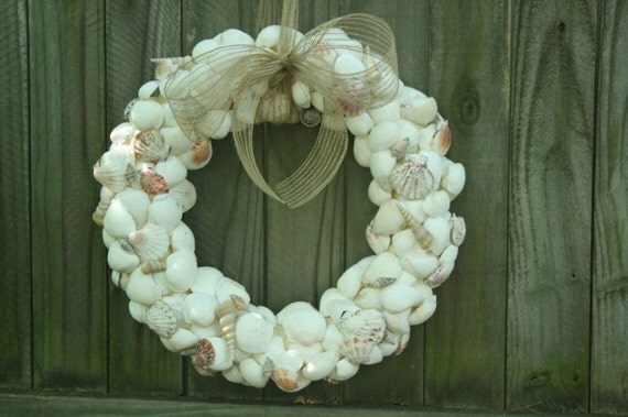 Summer Seashell Wreath, Beach decor, Beach Wedding Decor, Ocean Decor, Seashell Art, Patio Decor, Home Decor Front Door Wreath Beach House