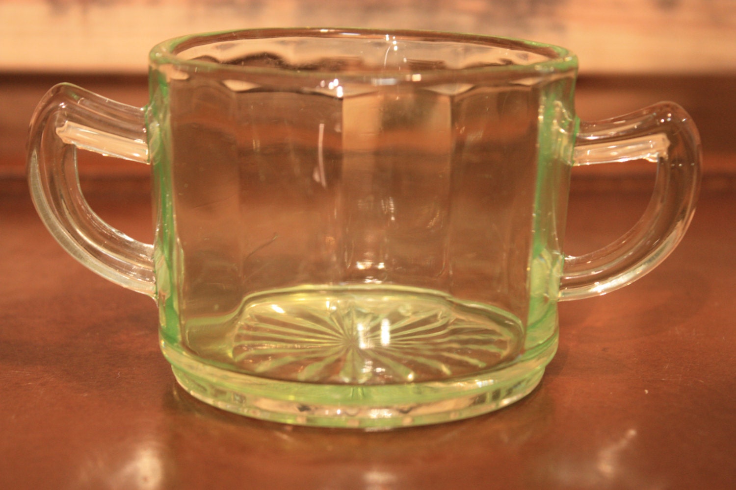 Depression Glass Green Two Handle Sugar Bowl by HakaarsBazaar