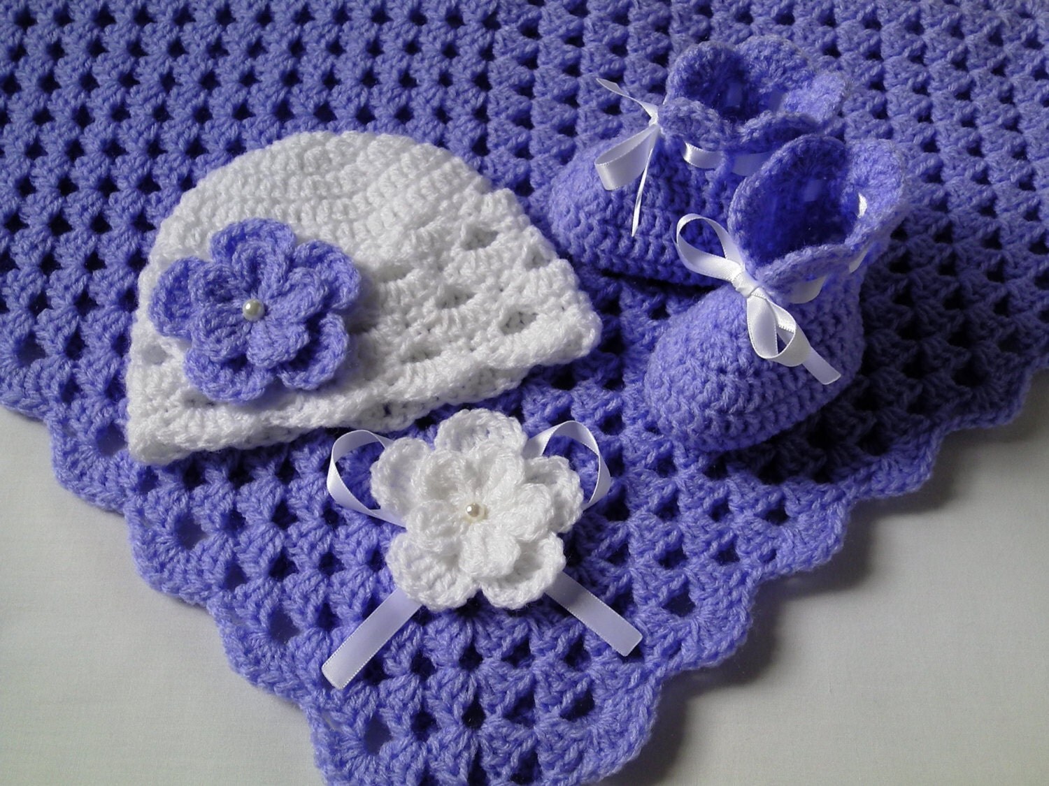 Crochet Baby Blanket Hat and Booties Set by