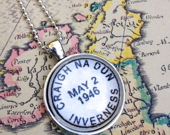 Outlander Jewelry - Gift for Her - Craigh na Dun - Claire Fraser - Outlander Necklace - Outlander Series - Outlander Book - Sassenach