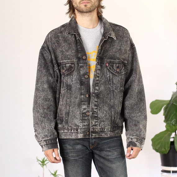 levi's dark wash denim jacket