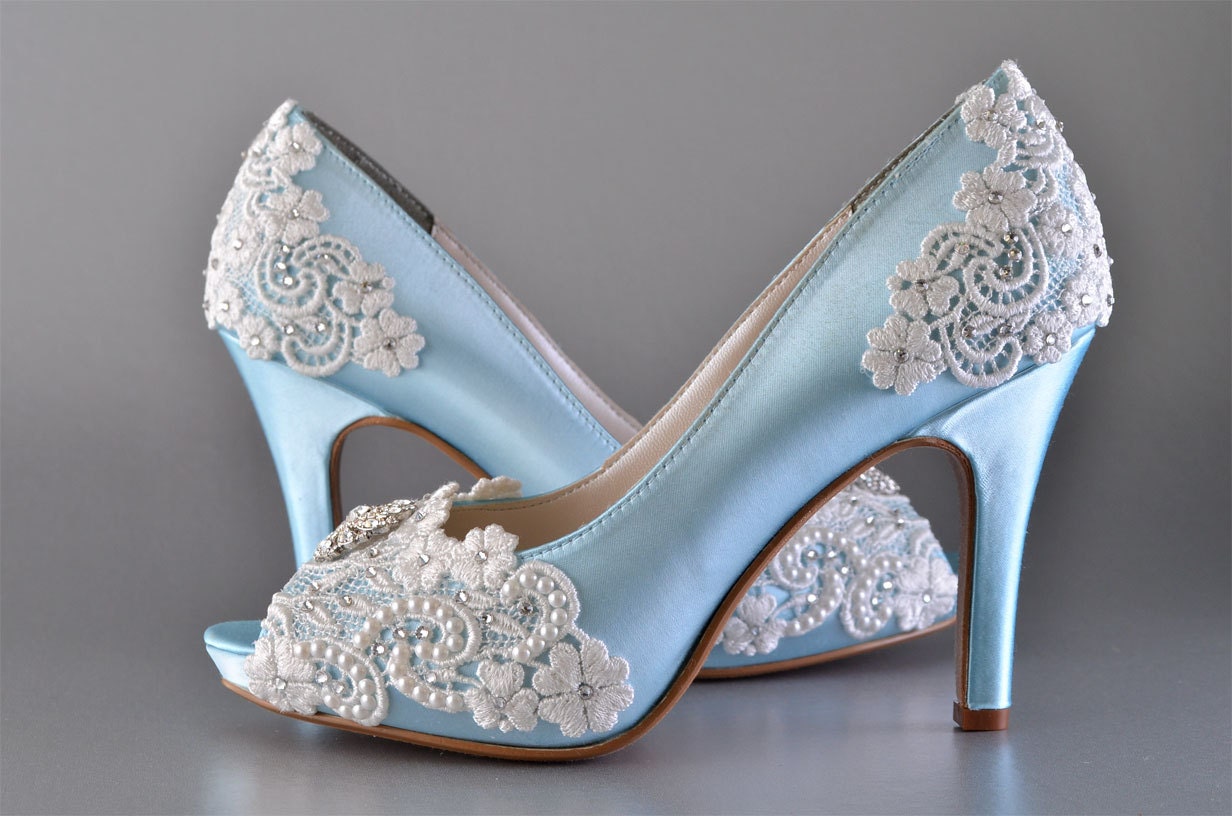 Vintage Wedding Pumps 9