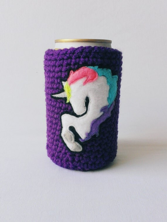 Items similar to Crochet Rainbow Unicorn 12oz. Can or Bottle Beer