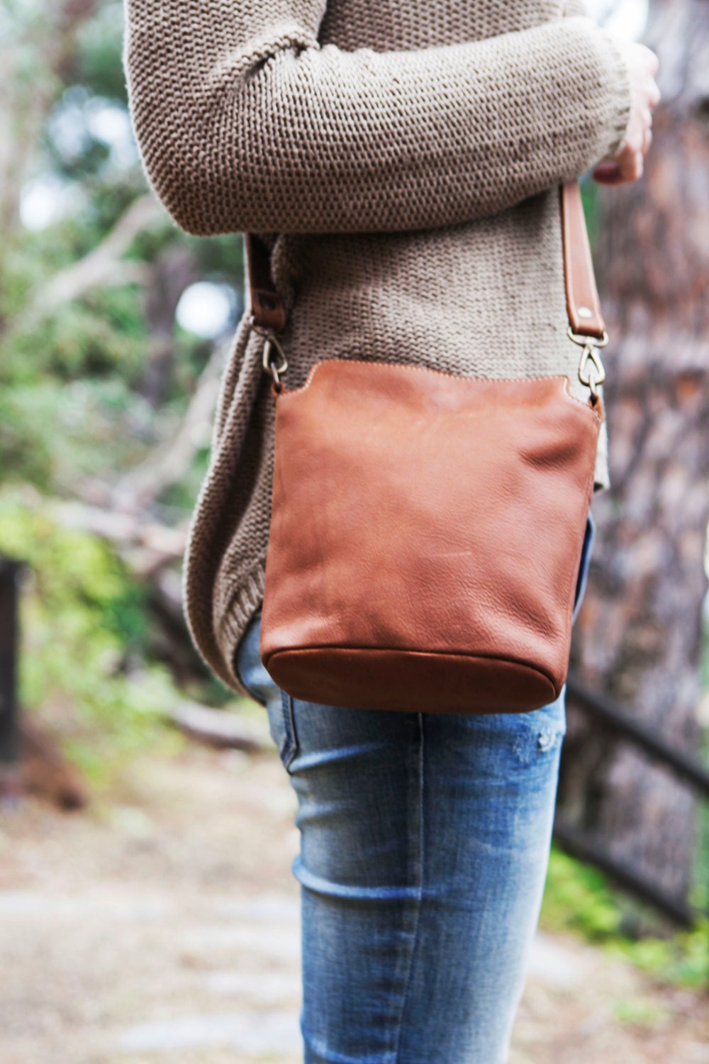 Small COWHIDE Leather tote bag // Leather handbag // Brown