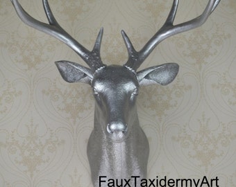 Decorative Deer Head Wall Decor