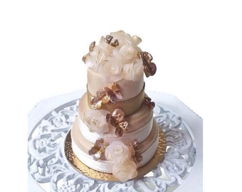 Miniature wedding cake golden scale 1:12 / Miniature food dollhouse / Scale one inch bakery / Dollhouse miniature food / Roombox pastry shop