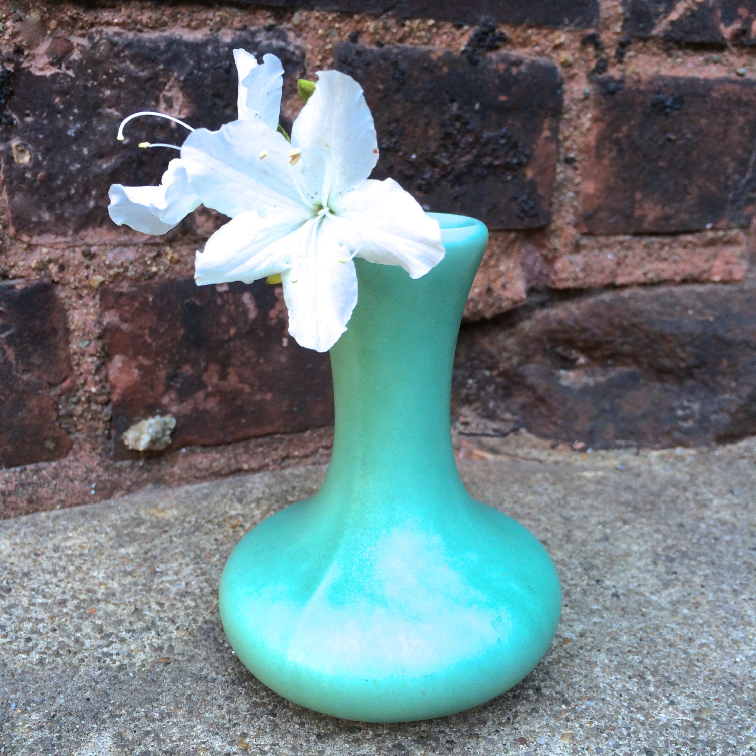 vintage pottery bud vase // aqua blue // 1940s