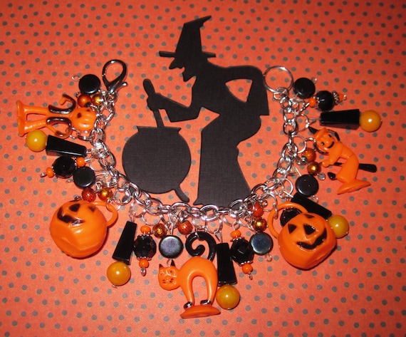 Vintage Style Halloween Charm Bracelet Cat Witch JOL Pumpkinhead OOAK Prim Folk Art Retro Style Kitsch