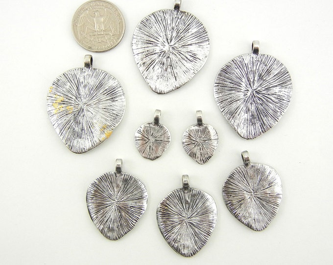 Set of 8 Painted Antique Silver-tone Leaf Charms