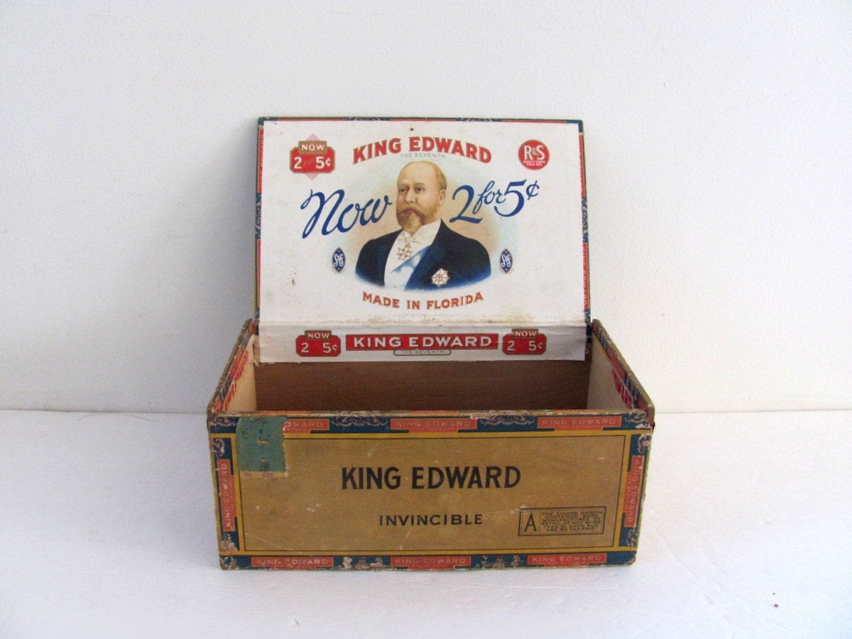 Vintage Wooden King Edward Cigar Box Crate