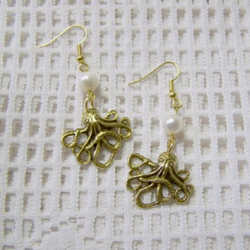 OCTOPUS Earrings Gold Octopus with Pearls French Style Ear