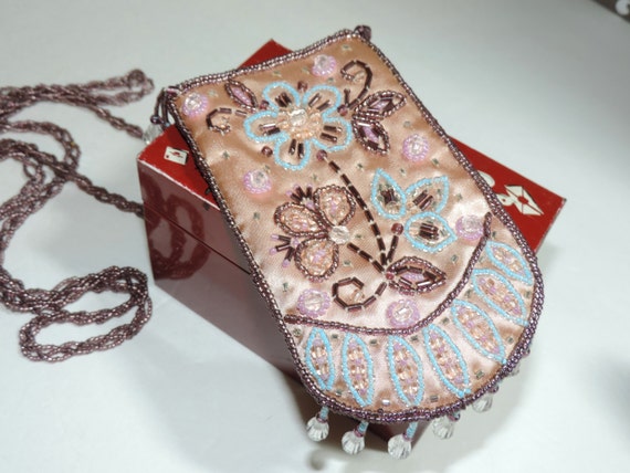 beaded phone pouch