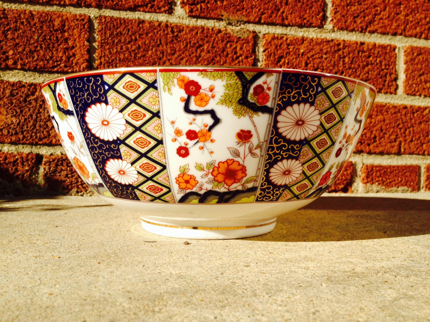 Asian themed bowl Haute Juice