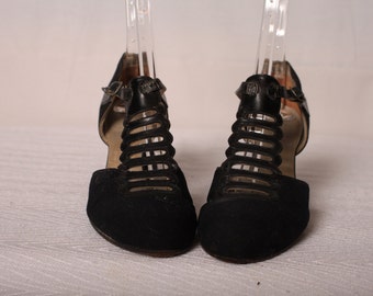 1920s Shoes / Late 20s Black Peau de Soie and Leather / Great Gatsby