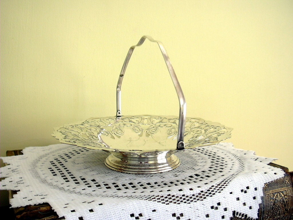 Vintage English Silver Plated Yeoman Plate on Brass Ornate Pierced