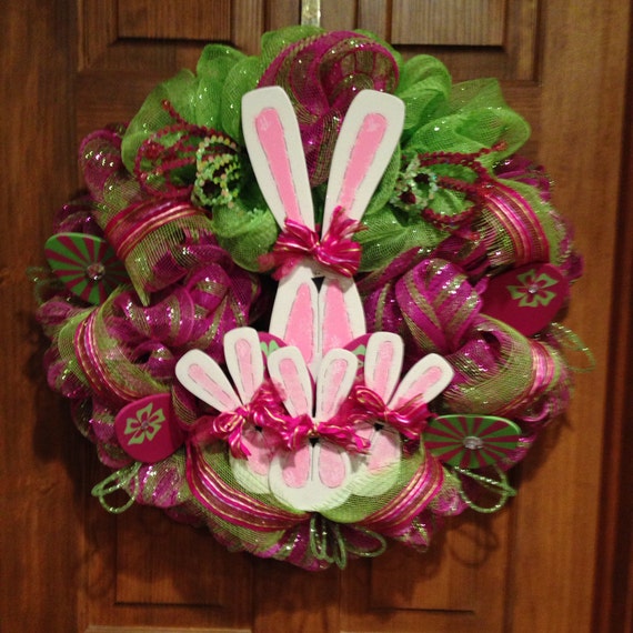 Deco Mesh Easter Wreath by SignsBYDebbieHess on Etsy