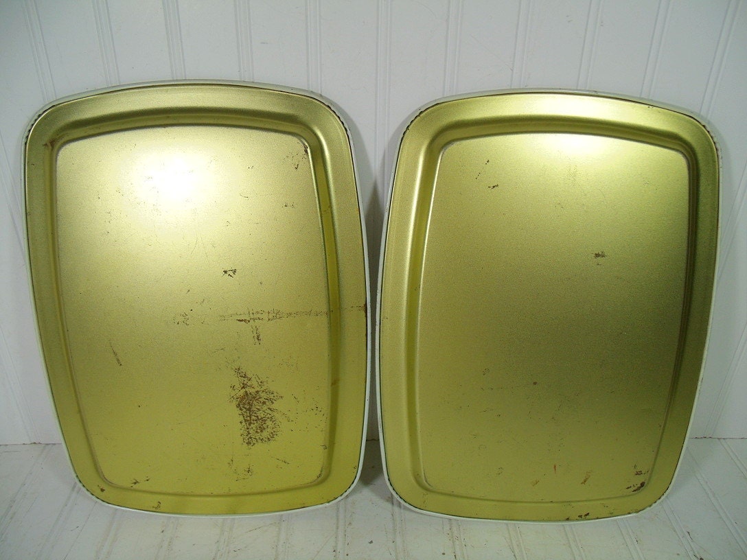 Vintage Ivory Enamel Metal Trays Set of 2 with Litho Scene