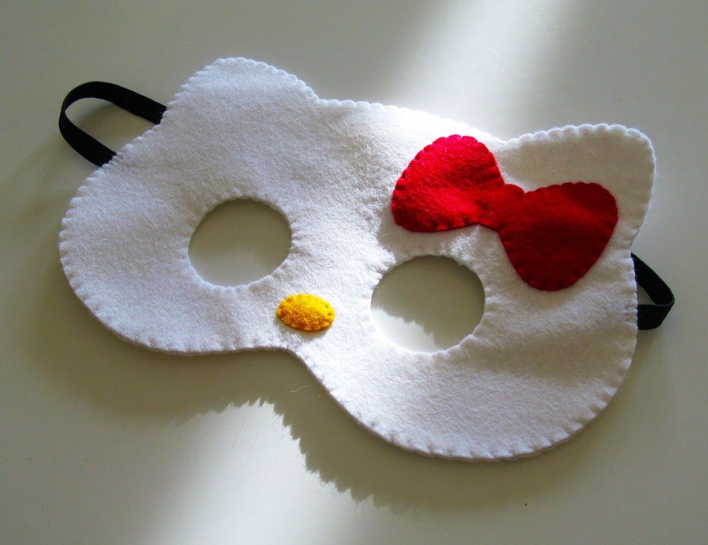 White felt cat mask for kids handmade kitty party favor