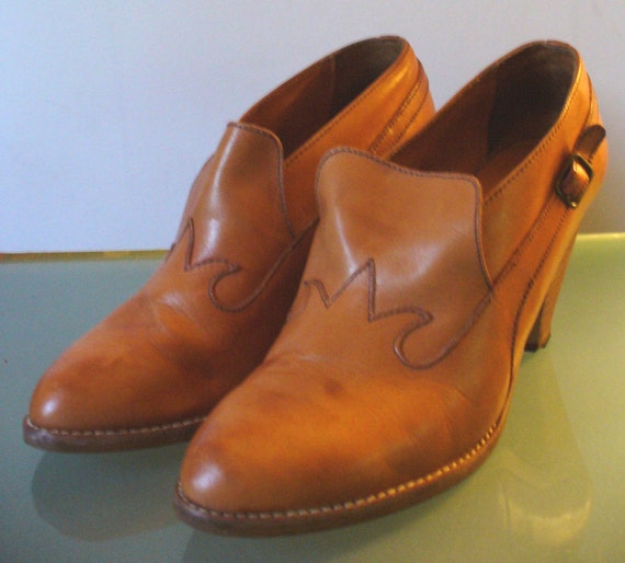 Vintage QualiCraft Caramel Stack Heel Shoes by TheOldBagOnline