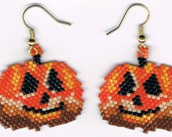 Hand Beaded Jack O Lantern Pumpkin #4 earrings