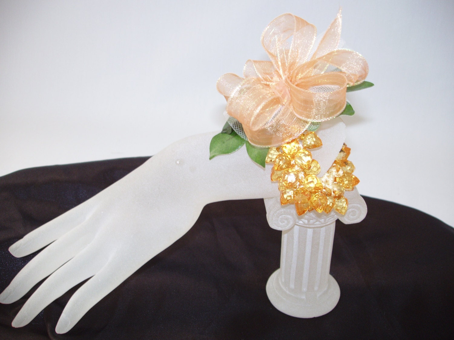 DIY CORSAGE BRACELETS Glue in Flowers Wrist Beaded Stretch