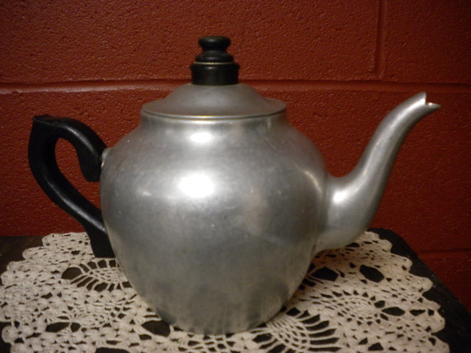Vintage Wear Ever Aluminum Tea Pot with Wood Handle & Lid with