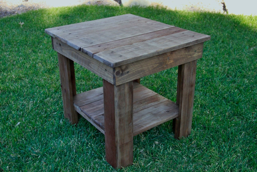 Pallet end table Rustic end Table Primitive by ...