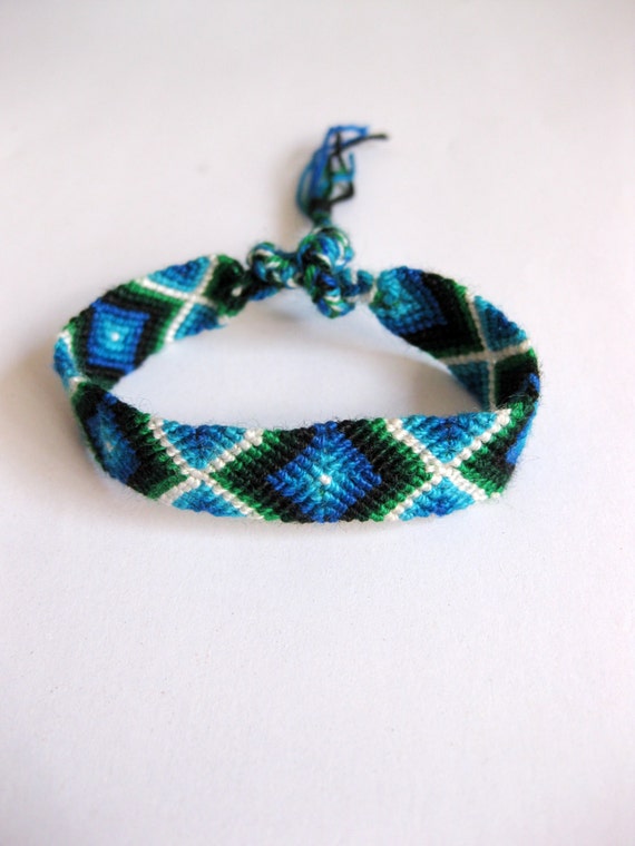 Friendship Bracelet Knitting Yarn Bracelet Woven by thaibeauty