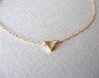 Gold Anklet Gold Ankle Bracelet Tiny Triangle Anklet Ankle Jewelry Gold Jewelry Delicate Anklet Jewelry Dainty Gold Anklet Bridesmaid Anklet