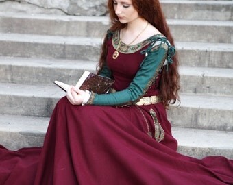 DISCOUNTED PRICE! Medieval Wool Dress "Sansa" limited custom dress; medieval dress; ren dress; wool dress; winter dress