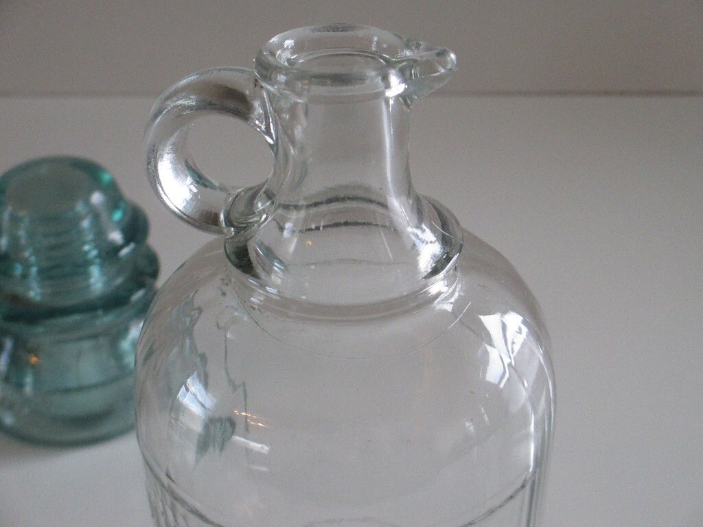White House Vinegar 1909 Antique Bottle Jug w/ Spout