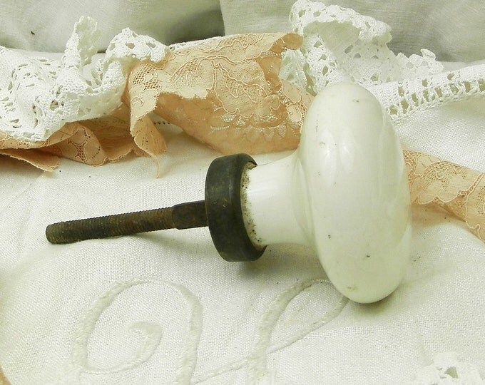 REDUCED TO CLEAR Large Antique French White Porcelain Door Knob / French Decor / Cottage Chic / Country / Retro / Home / Diy / Chateau/ Door
