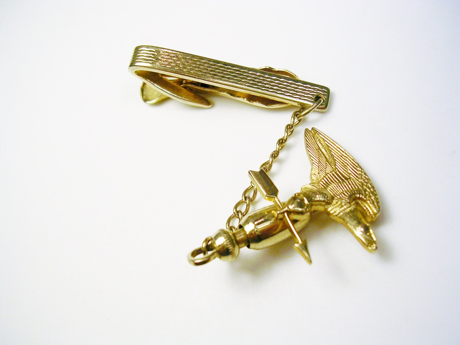 Vintage Tie Tack Pin Clip with chain gold tone Eagle holding arrow men