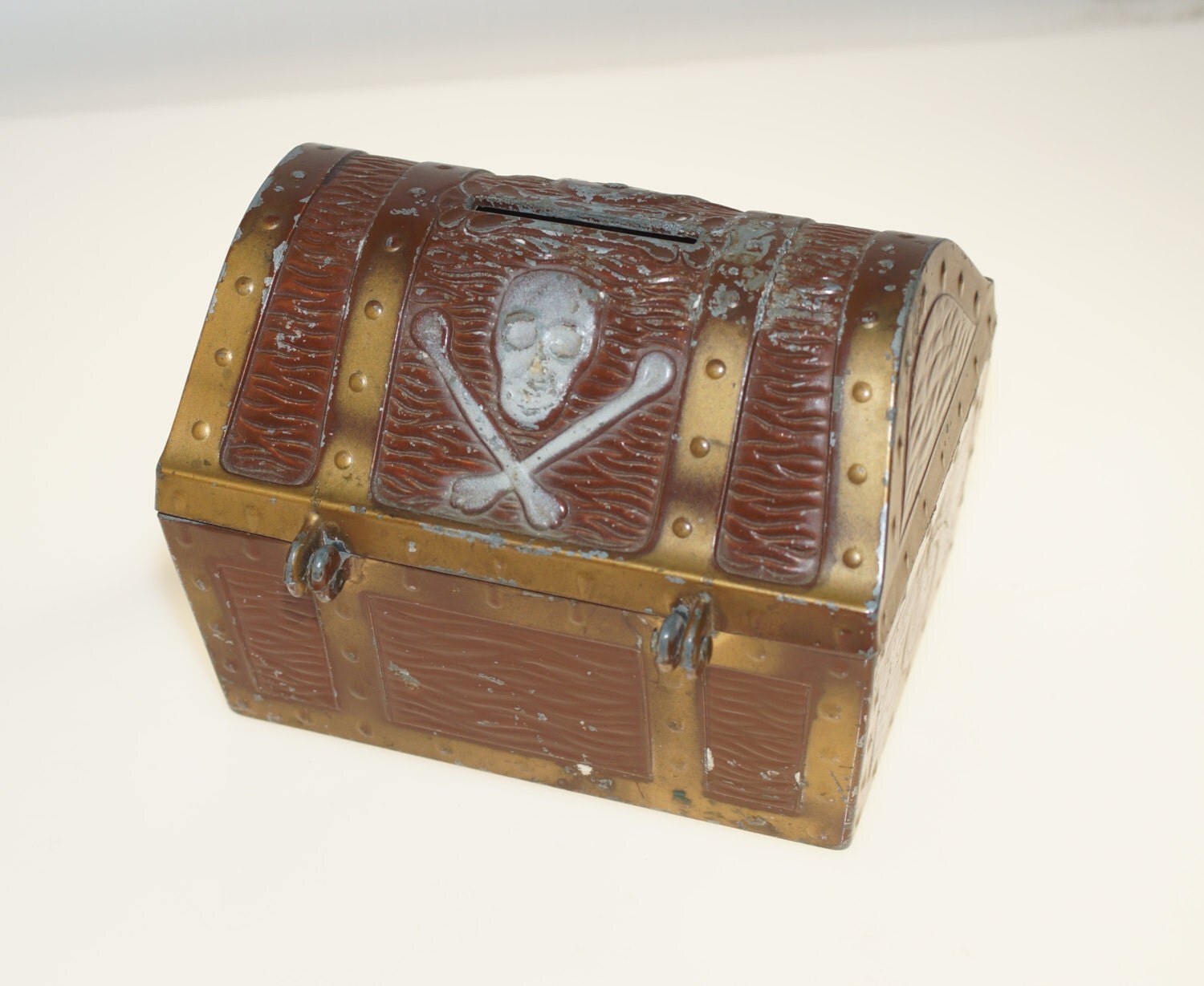 Vintage EJ Kahn Treasure Chest Piggy Coin Bank Pirate Skull
