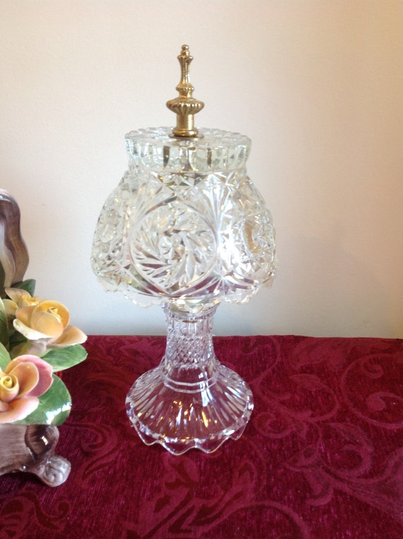 Small Vintage Crystal Accent Lamp