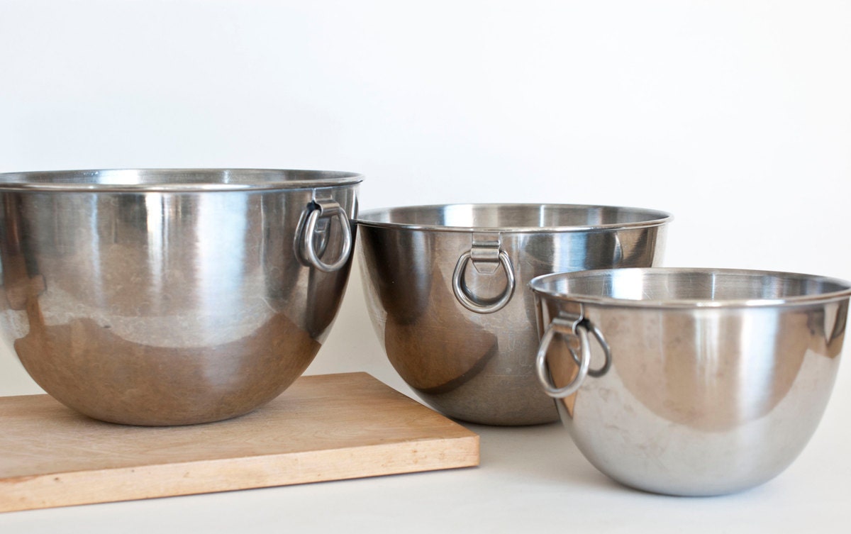 vintage stainless steel mixing bowls