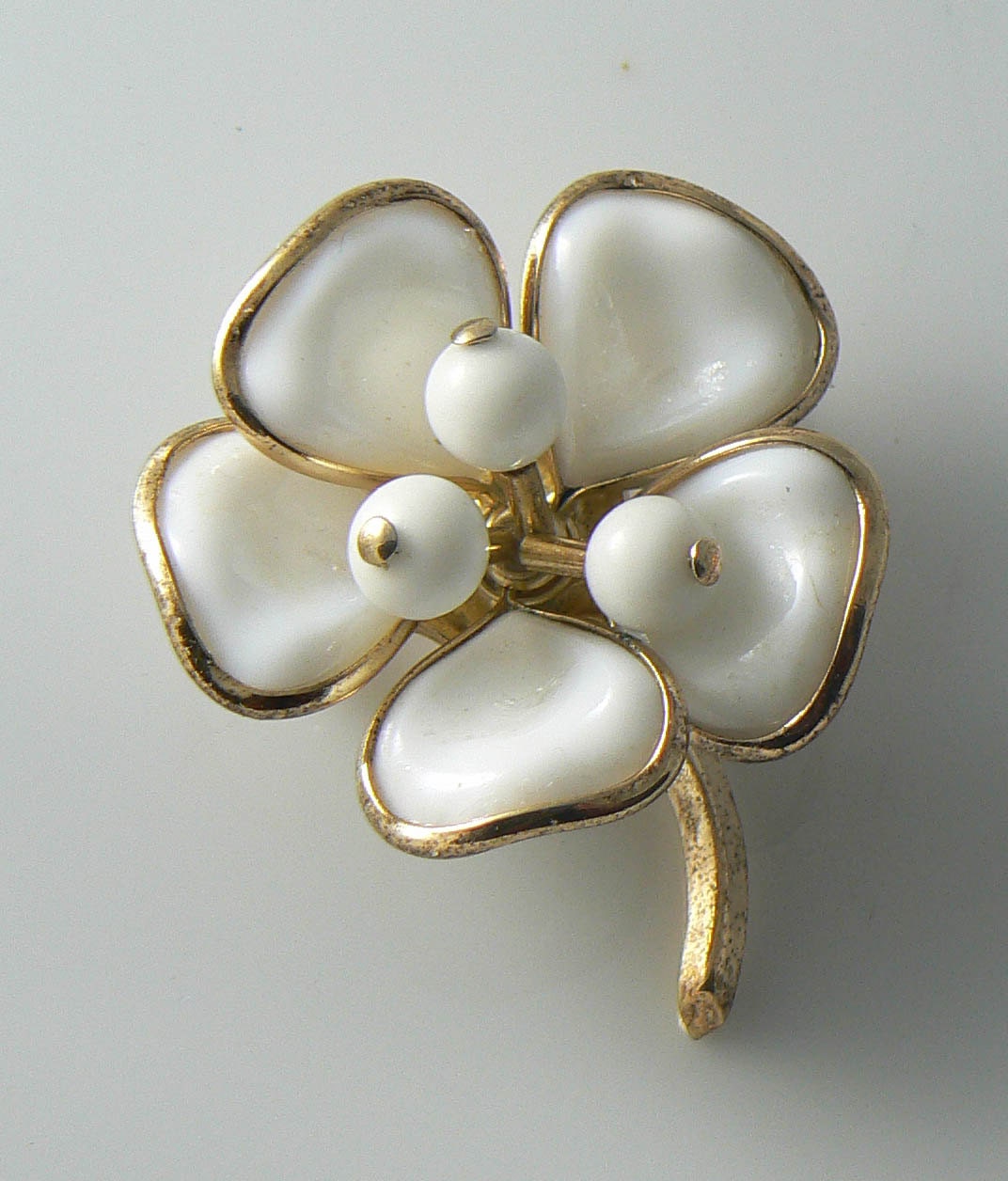 Crown Trifari Poured Glass White Flower Brooch. Unique