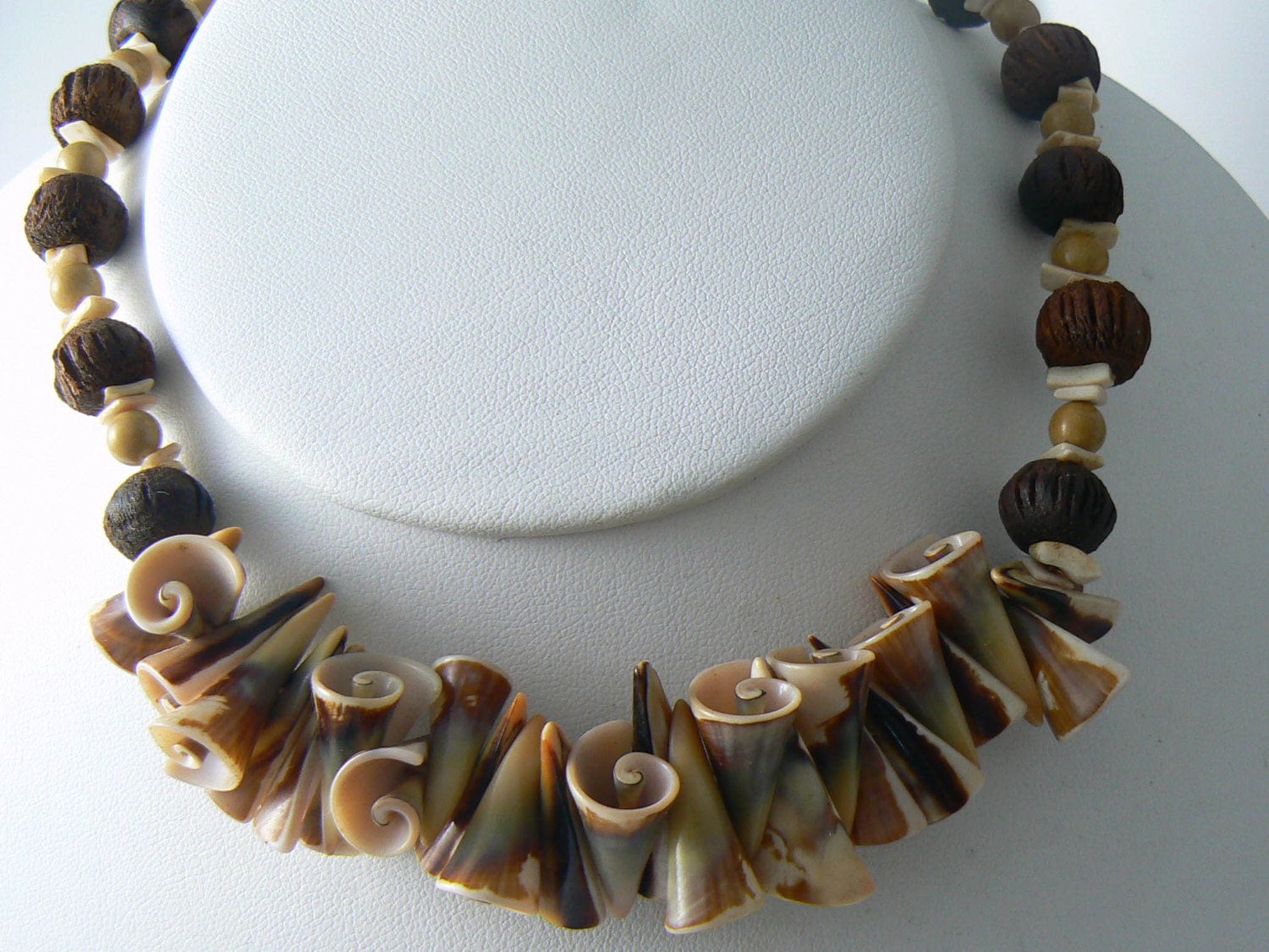 Miriam Haskell Beige and Brown Shell Necklace Unique vintage