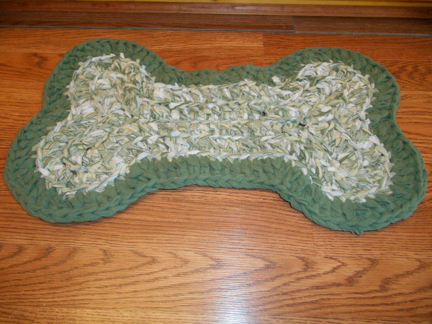 Custom Crocheted Dog Dish Mat. Your choice of colors. Made