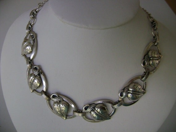 Items similar to Danecraft Sterling leaf necklace, vintage 40's ...