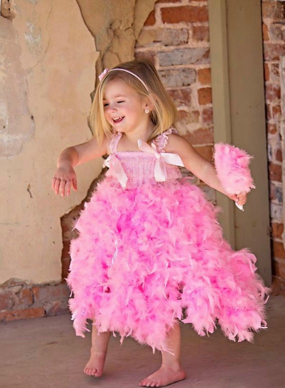 Girls Feather Dresses: Gorgeous Feather Dresses For Flower Girl Dresses ...