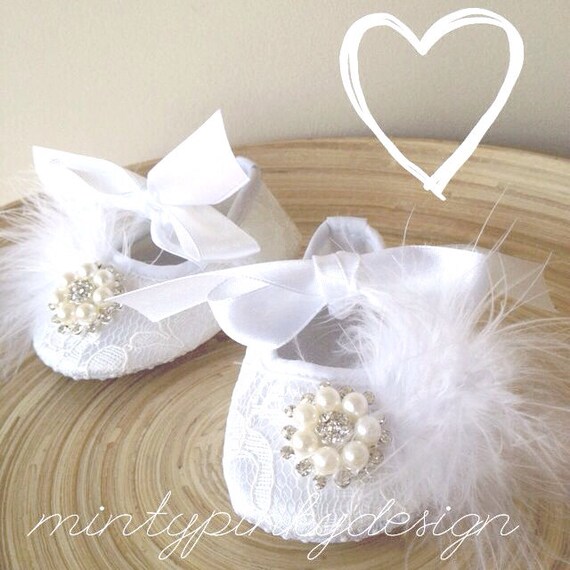 White baby girl lace baby crib shoes, baby shoes, baby ballats, Baby ...