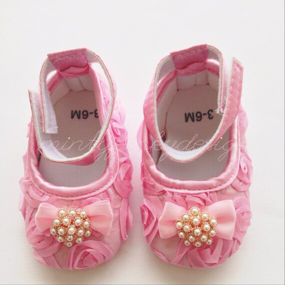 Pink baby girl satin crib shoes Baby shoes Rosette by mintypinky