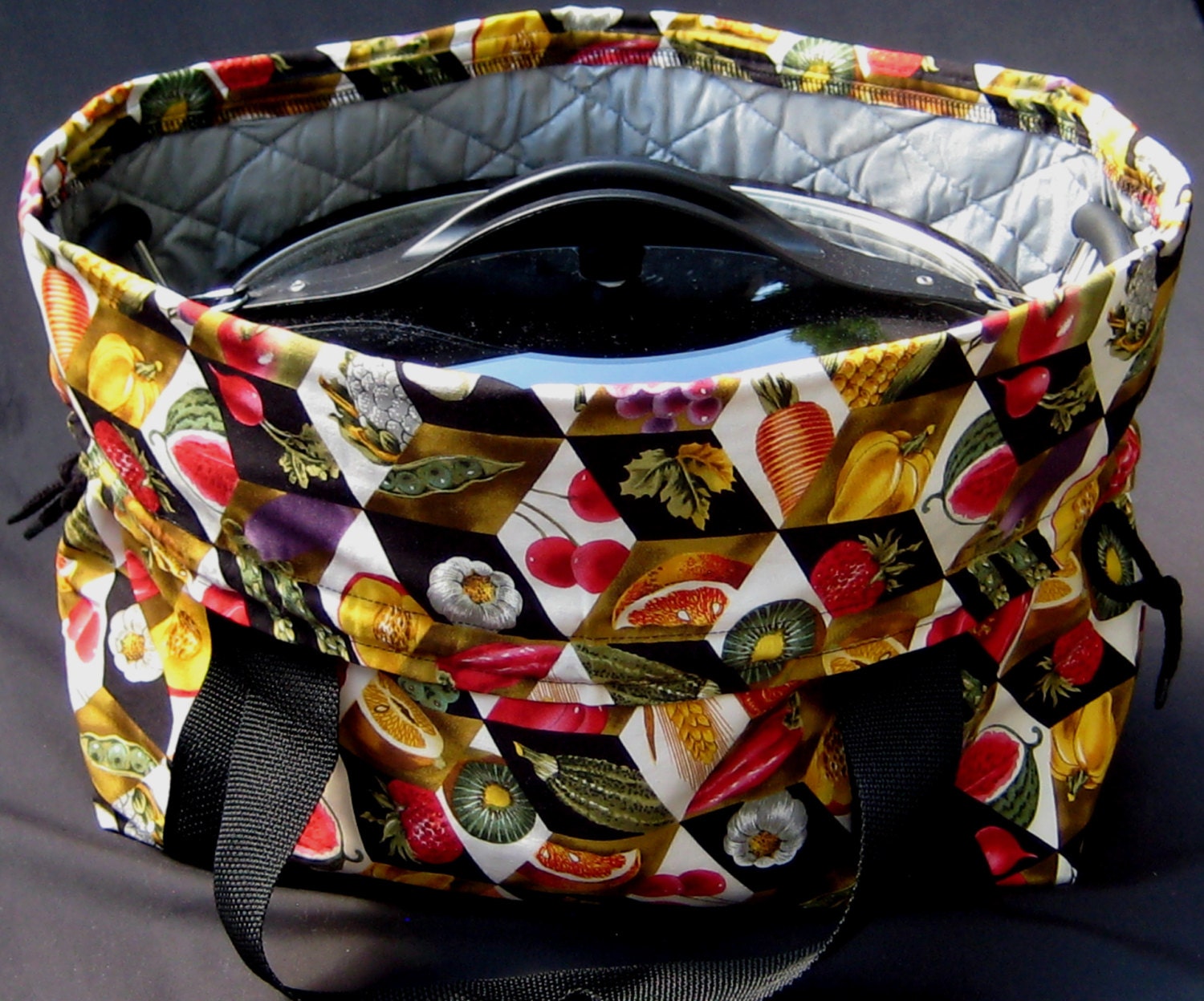 Insulated Crock Pot Carrier  Veggies by StitchWitchFABRICs 