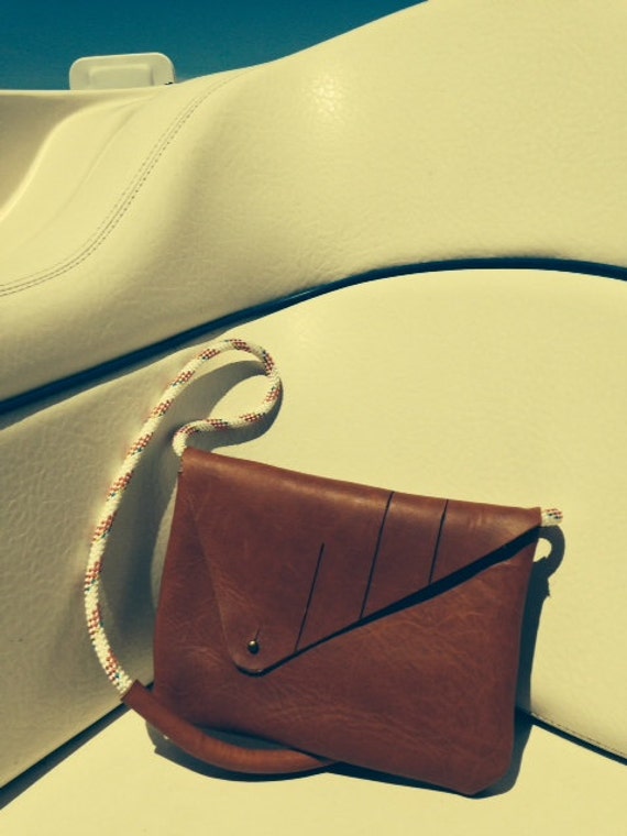 Items similar to Women's Handmade Leather Handbag on Etsy