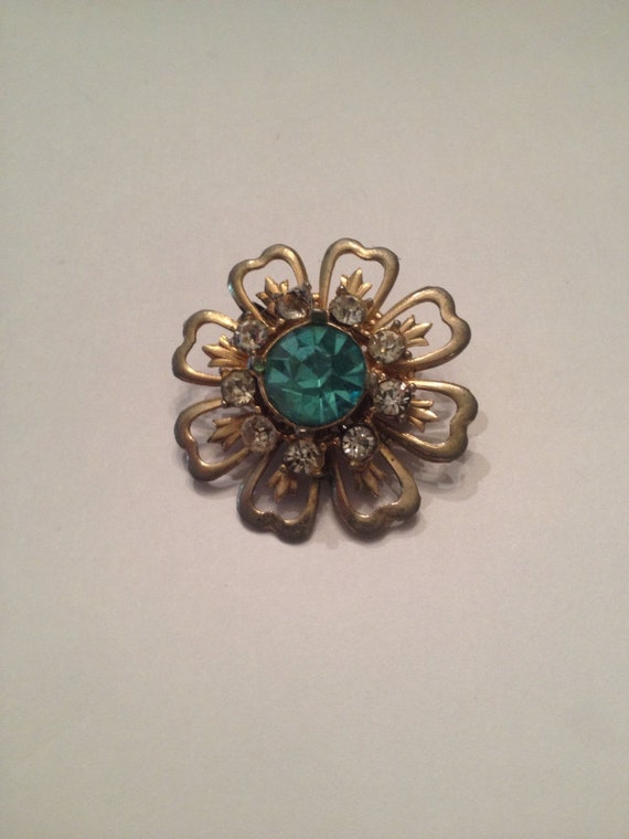 Vintage Blue Rhinestone Flower Brooch by Thecheapchicboutique