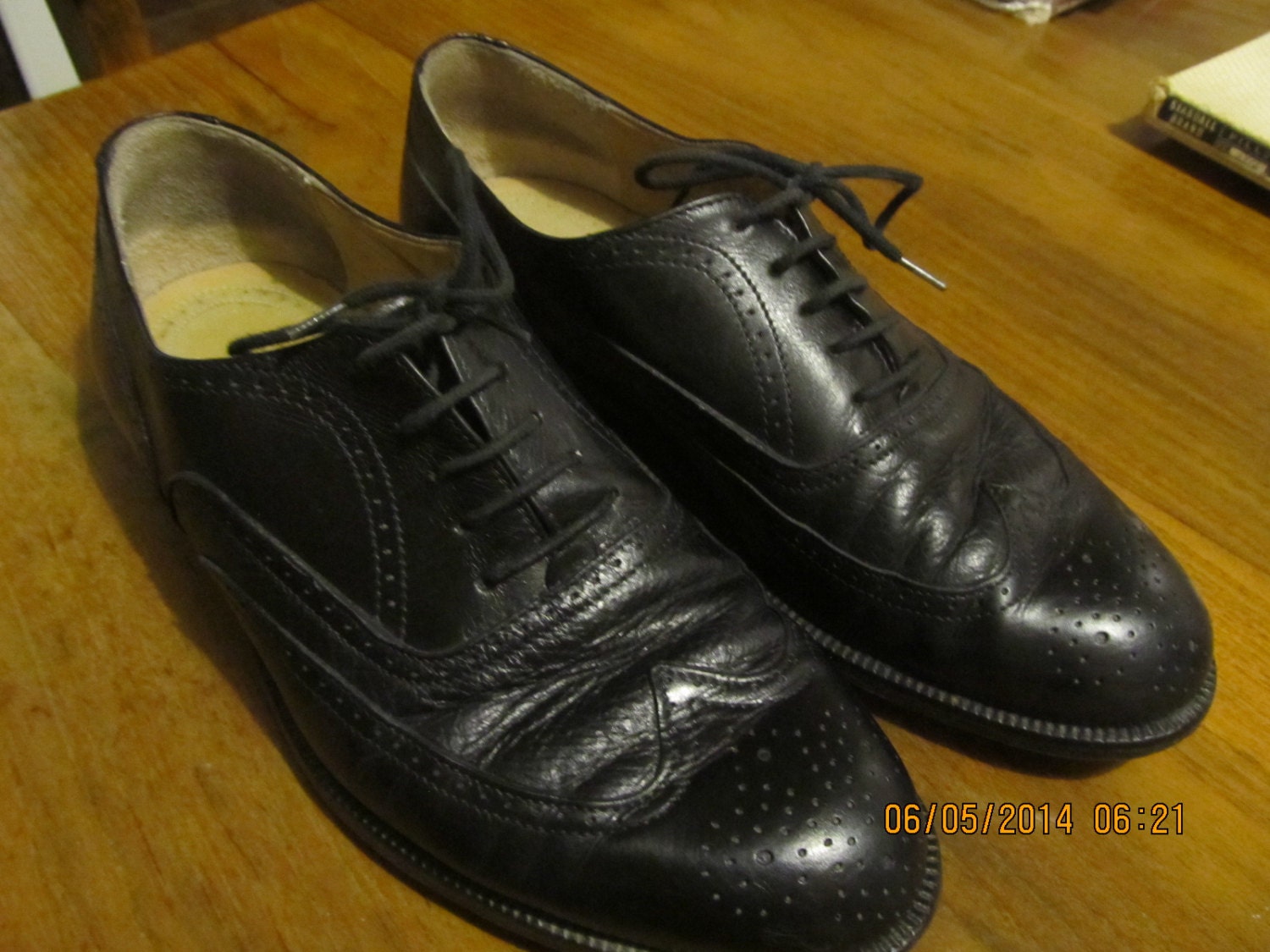 Vintage men's leather shoes. Bally Mens Black Leather